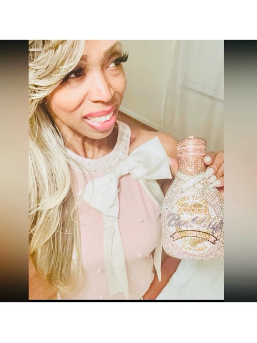 She Made A Toast 🍾 purse
